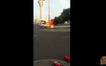 KAWTEF A L'AIDB - UNE VOITURE EXPLOSE DEVANT L'AÉROPORT (VIDEO)