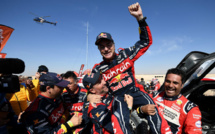 L'Espagnol Carlos Sainz remporte son troisième Dakar