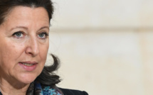 Touchée par le coronavirus, la France s'organise pour prévenir la propagation de la maladie Touchée par le coronavirus, la France s'organise pour prévenir la propagation de la maladie