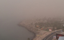 DAKAR SOUS UN NUAGE DE POUSSIÈRE