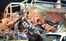 Coronavirus : en Chine, près de 30 personnes bloquées sous les décombres d'un hôtel
