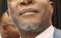 Don exceptionnel et inédit de près de 11 millions de FCFA contre le Coronavirus-             Yakham Mbaye donne son salaire, les agents du Soleil vident leurs poches