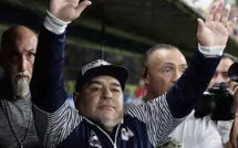 Maradona appelle à une "main de Dieu" pour mettre fin à la pandémie