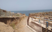 BOULIMIE FONCIERE SUR LA CORNICHE -  Des prédateurs éclipsent les phares des Mamelles