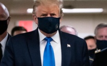 Covid-19 : Donald Trump porte un masque en public pour la première fois