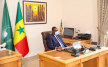 Le PR Macky Sall peiné par le décès de l'ancien ministre de l'Intérieur Cheikh Saadibou Fall.