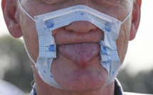 Le durcissement des mesures sanitaires divise les populations en Europe
