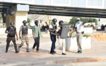 PHOTOS &amp; VIDÉO - L’AMBASSADEUR DE GUINÉE A ÉTÉ EXFILTRÉ PAR LES AGENTS DE LA BIP