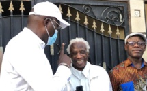 Visite chez le chanteur Ouza Diallo- Que mijote l'ex maire de Dakar Khalifa Sall?