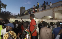 Mosquée de Dangou (Rufisque) : Une foule monstre accueille la dépouille de Pape Bouba Diop.
