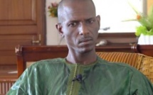 Le député Yaya Sow en tournée dans les rues de Dakar en plein couvre-feu