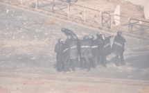 Manifestation à Colobane : Un gendarme perd la main après l'explosion d'un grenade lacrymogène.