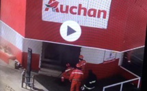 Urgent- Auchan centre-ville en feu (images exclusives)