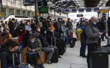 Covid-19 : Paris se vide de ses habitants, le vaccin AstraZenaca reprend du service