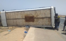 ACCIDENT SUR LA VDN3, UN BUS TATA SE RENVERSE