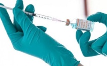 Vaccins contre la Covid-19 : "Trois morts (déjà) au Sénégal"