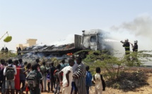 Kaolack / Sibasssor : Un camion transportant de la paille d'arachide prend feu et bloque la RN1.