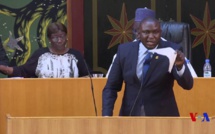 Assemblée nationale: Bagarre entre Toussaint Manga et Aliou Démbourou Sow