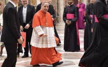 Procès financier au Vatican : 10 accusés, dont un cardinal, à la barre