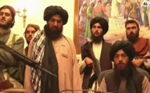 [IMAGES] Les talibans crient victoire dans le palais présidentiel à Kaboul