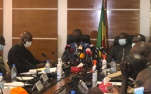 Mise en oeuvre du plan ORSEC : les services de l’État en réunion pour organiser les secours.