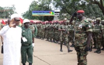 Le lieutenant-colonel Doumbiya nouvel homme fort de Guinée – Que sait-on de cet officier formé à Thiès après avoir servi en France ?