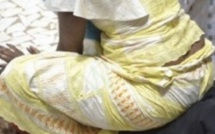 En pleines funérailles, 2 coépouses enceintes se battent pour du lait caillé