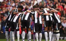 Le club anglais de Newcastle officiellement racheté par un fonds saoudien
