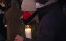 Face à la pandémie de Covid-19, la population européenne oscille entre colère et recueillement