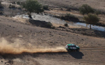 Le Paris-Dakar finalement stoppé après l'explosion d'un véhicule?