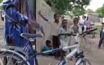 Diaobé locales 2022: Seny KEBE: Le plus jeune candidat qui bat campagne à bord de son...vélo