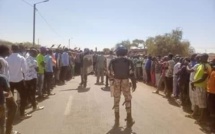 Mali : un convoi militaire français bloqué par des jeunes manifestants