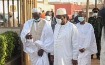 Le Pr Macky Sall chez les...Layenes (images )