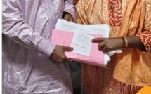 ​Scrutin Législatif : Mamadou Racine Sy remet 30 000 signatures à Benno Book Yakaar.
