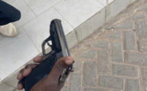 Diaroumé (Sédhiou) : Attaqué par des jeunes, un émigré ouvre le feu et fait deux blessés