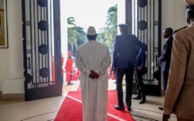 Aide de camp : Macky repousse la retraite de son homme de confiance