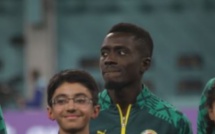 Gana Guèye suspendu pour les huitièmes de finale
