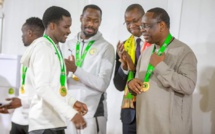 Le Sénégal vainqueur du Chan : Macky Sall offre une prime spéciale de 10 millions F Cfa et un terrain à chaque Lion local