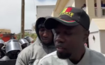 Son fils bloqué par les agents de sécurité, Sonko réagit