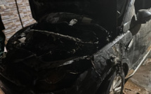 [Images] La voiture de Zator Mbaye incendiée