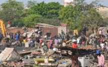 Déguerpissement : la ‘’Cité Imbécile’’ rasée par les autorités, plusieurs personnes dont des étrangers sont devenues des sans abris