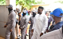 Prison de Mbour : bataille sanglante entre gardes du corps de Sonko et des Gangsters