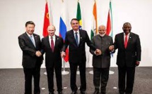 L'élargissement des Brics, un premier pas vers la dédollarisation?