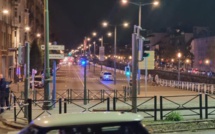Attentat à Bruxelles : deux Suédois tués, le suspect toujours en fuite