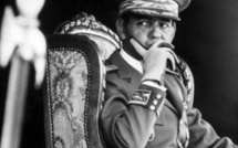 Style: Les 10 plus beaux costumes de Hassan II (PHOTOS) Style: Les 10 plus beaux costumes de Hassan II (PHOTOS)