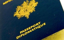 Les passeports diplomatiques des ministres de Macky bloqués