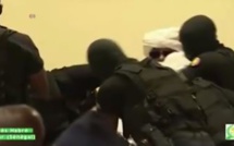 Hissène Habrè, l'ex-dictateur tchadien, amené de force devant les Chambres africaines extraordinaires Hissène Habrè, l'ex-dictateur tchadien, amené de force devant les Chambres africaines extraordinaires