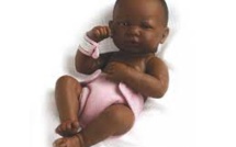 Mon bébé doit-il porter le nom de mon mari qui m’a abandonnée en état de grossesse?