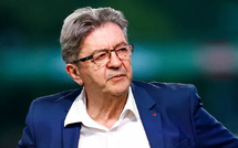 "CE SERA SANS LFI": MÉLENCHON ACCUSE LE PS D'ÊTRE "EN TRAIN D'ORGANISER UN NOUVEAU SOCLE COMMUN"