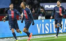 Paris vient à bout de Lyon et s'envole au classement Paris vient à bout de Lyon et s'envole au classement